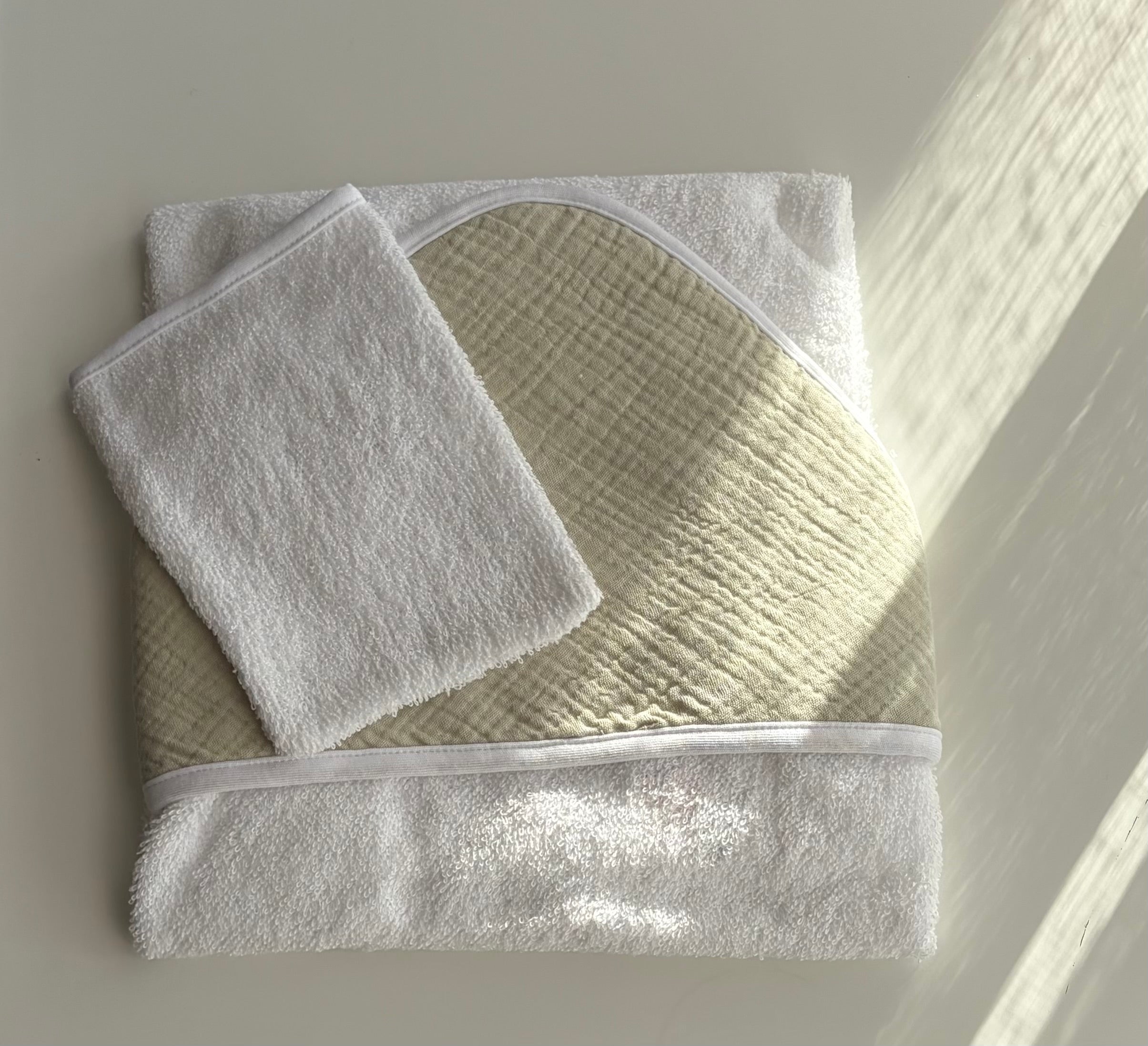 Cape de bain en gaze de coton • Vert